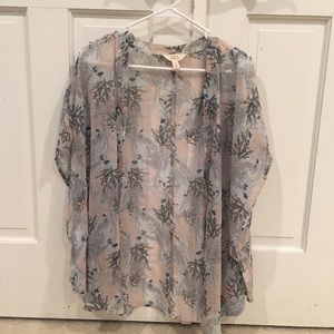 Sun & Shadow Floral Kimono